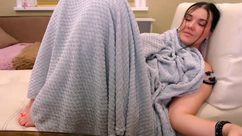 Anna online show from 02-08-25, 12:17