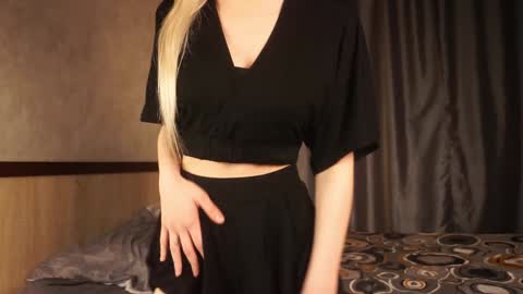 Cassie online show from 01-17-25, 09:28