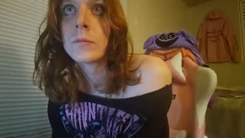 Cassie online show from 12-23-24, 04:55