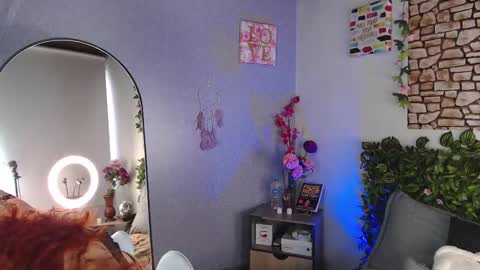 Snapshot of cassie_fletcher chatting on 01-25-25, 09:35 Casie  online show from 01-25-25, 09:35