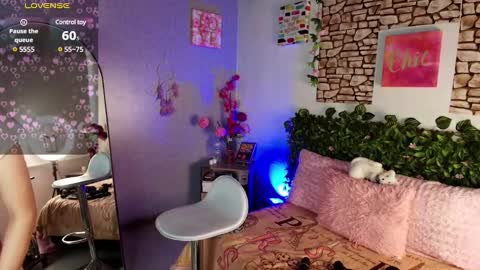Snapshot of cassie_fletcher chatting on 03-04-25, 07:11 Casie  online show from 03-04-25, 07:11