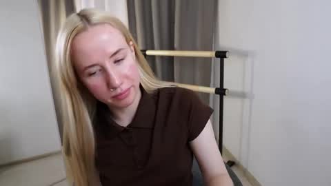 Cassie online show from 11-03-25, 09:05