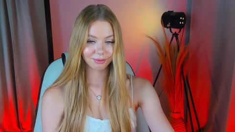 Hello my name is Cassie and my friend Nilo is also here online show from 01-29-25, 09:33