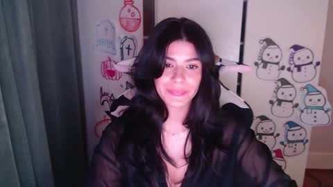 Snapshot of cassiealvarez chatting on 12-15-25, 04:06 cassiealvarez online show from 12-15-25, 04:06