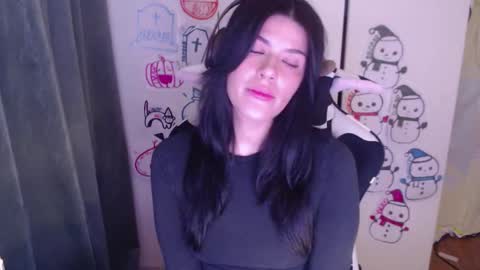 Snapshot of cassiealvarez chatting on 01-09-26, 10:22 cassiealvarez online show from 01-09-26, 10:22