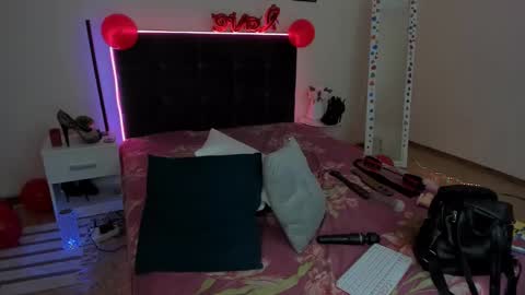 Cassie online show from 02-28-25, 06:54