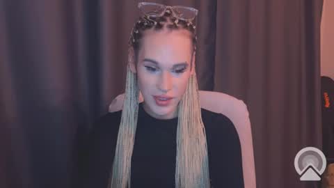 Snapshot of cassiemich chatting on 12-04-24, 07:01 Cassie online show from 12-04-24, 07:01