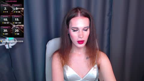 Snapshot of cassiemich chatting on 02-07-25, 01:11 Cassie online show from 02-07-25, 01:11