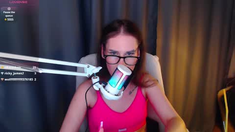 Snapshot of cassiemich chatting on 03-09-25, 12:53 Cassie online show from 03-09-25, 12:53