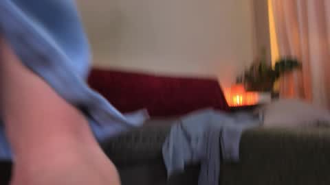 Snapshot of cassisland chatting on 11-19-25, 05:40 cassandra online show from 11-19-25, 05:40