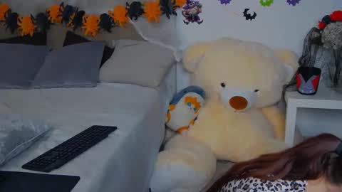 Snapshot of casskiera chatting on 10-31-25, 07:09 Kierie online show from 10-31-25, 07:09