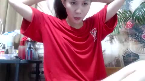 Snapshot of cassydeluxe chatting on 11-10-25, 06:23 Cassy online show from 11-10-25, 06:23