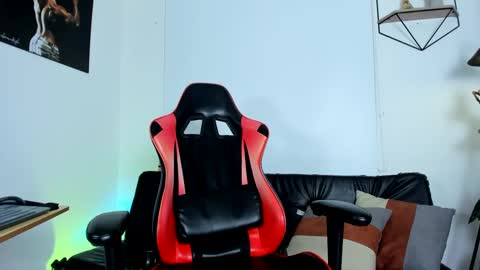 Matheo Brown online show from 03-10-25, 07:40