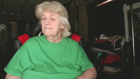 cat online show from 12-21-24, 05:18