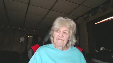 cat online show from 12-26-24, 03:31