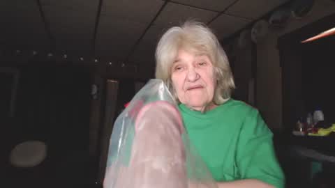 cat online show from 01-14-25, 05:45