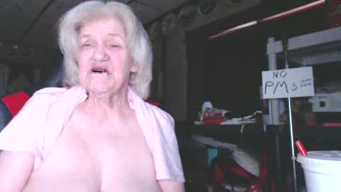 cat online show from 02-05-25, 09:29