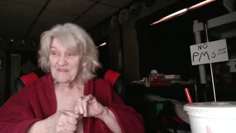 cat online show from 02-10-25, 07:49