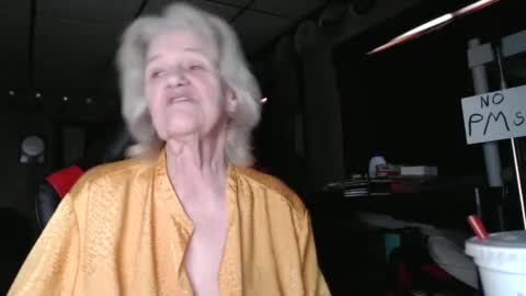 cat online show from 02-11-25, 05:50