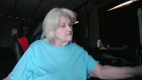 cat online show from 02-14-25, 05:14