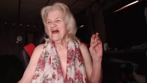 cat online show from 02-26-25, 08:22