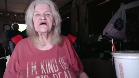 cat online show from 09-21-25, 06:53