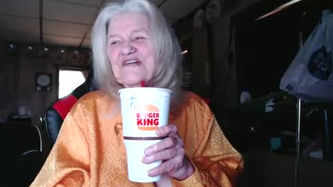 cat online show from 09-27-25, 04:56