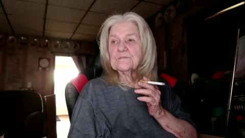 cat online show from 10-08-25, 05:32