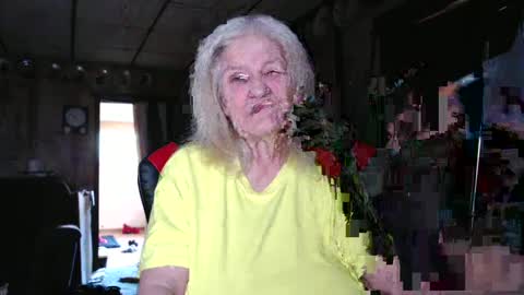 cat online show from 10-20-25, 06:08