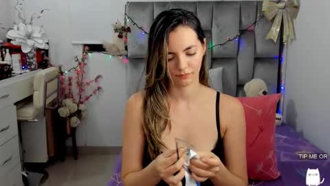 Snapshot of cat_baby chatting on 12-17-25, 05:57 MIAH Save ur cum for me I will be here soon online show from 12-17-25, 05:57