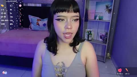 Snapshot of cat_terra chatting on 10-21-25, 03:40 Terra online show from 10-21-25, 03:40