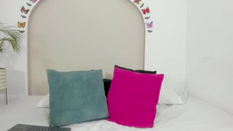 cata_gil1 online show from 11-05-25, 06:30