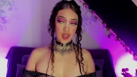 Cata green model independient online show from 01-28-25, 12:47