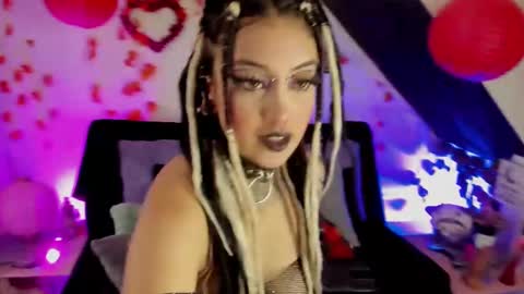 Cata green model independient online show from 02-24-25, 08:25