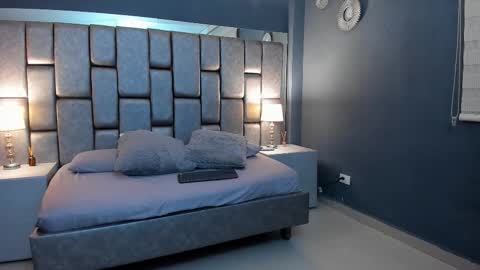 Snapshot of cata_joness chatting on 09-17-25, 03:41 Cata Joness My schedule 2200 - 0500 GMT -5 online show from 09-17-25, 03:41