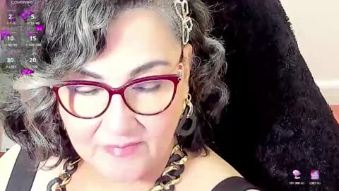 Snapshot of cataleya_mom_ chatting on 01-12-26, 03:34 cataleya online show from 01-12-26, 03:34