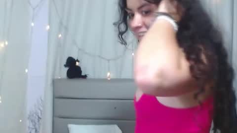 cataleya_russors online show from 10-26-25, 10:32