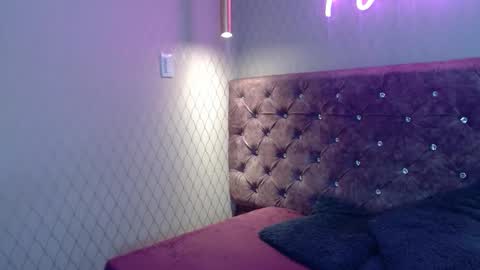 cataleyadamourx online show from 12-15-25, 11:14