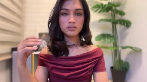 catalina2605 online show from 11-23-25, 09:14