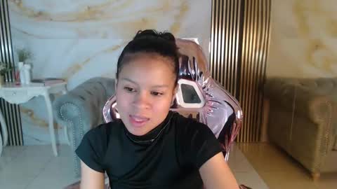 Snapshot of catalina5_s chatting on 01-11-26, 01:05 Catalina online show from 01-11-26, 01:05