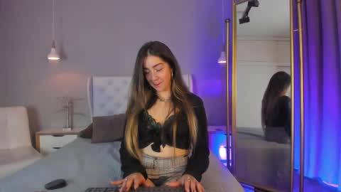 Snapshot of catalina_erotic chatting on 03-04-25, 06:50 Catalina online show from 03-04-25, 06:50