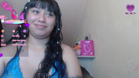 Catalina Saenz online show from 10-28-25, 11:51