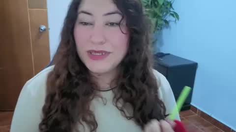 Snapshot of catalinamarpi45 chatting on 06-04-26, 04:02 cataleya online show from 06-04-26, 04:02