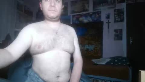 Snapshot of catap85 chatting on 11-01-25, 04:03 cata85 online show from 11-01-25, 04:03