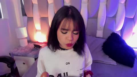 Snapshot of catarsiss_moon chatting on 12-20-24, 12:38 Cat online show from 12-20-24, 12:38