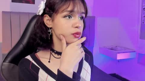 Snapshot of catarsiss_moon chatting on 01-03-25, 07:50 Cat online show from 01-03-25, 07:50