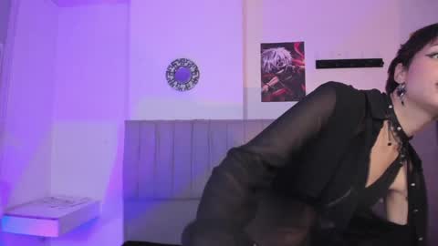 Snapshot of catarsiss_moon chatting on 01-11-25, 11:24 Cat online show from 01-11-25, 11:24