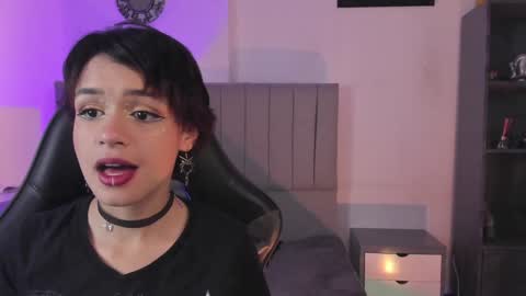 Snapshot of catarsiss_moon chatting on 01-21-25, 09:25 Cat online show from 01-21-25, 09:25