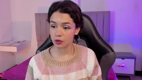 Snapshot of catarsiss_moon chatting on 02-01-25, 08:37 Cat online show from 02-01-25, 08:37