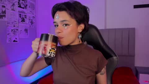 Snapshot of catarsiss_moon chatting on 02-03-25, 11:26 Cat online show from 02-03-25, 11:26